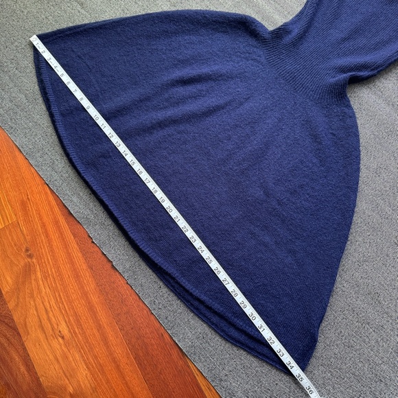 Navy Poncho Soft Sweater w/Turtleneck EUC - Picture 17 of 17